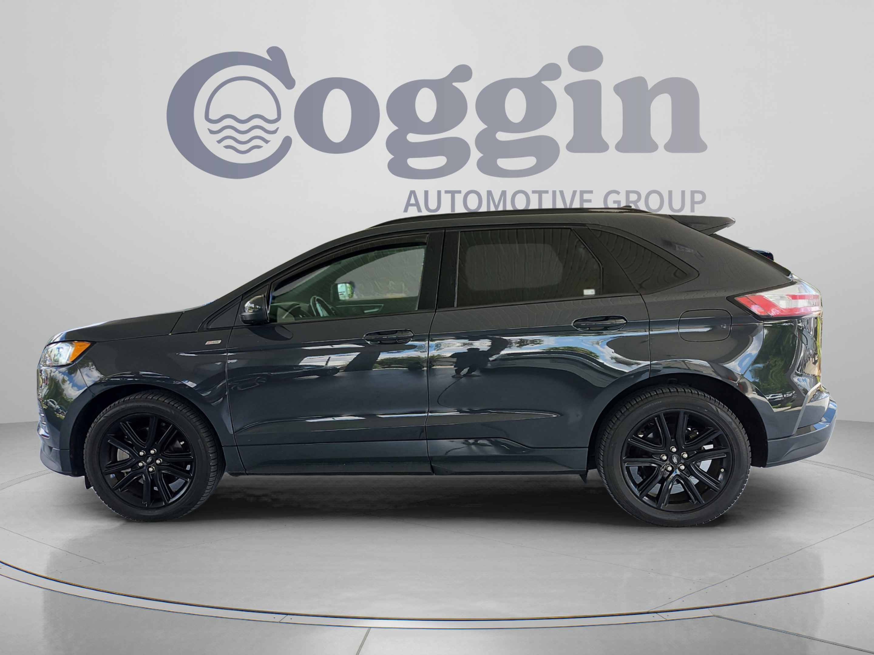 Certified 2021 Ford Edge ST-Line FWD image 2