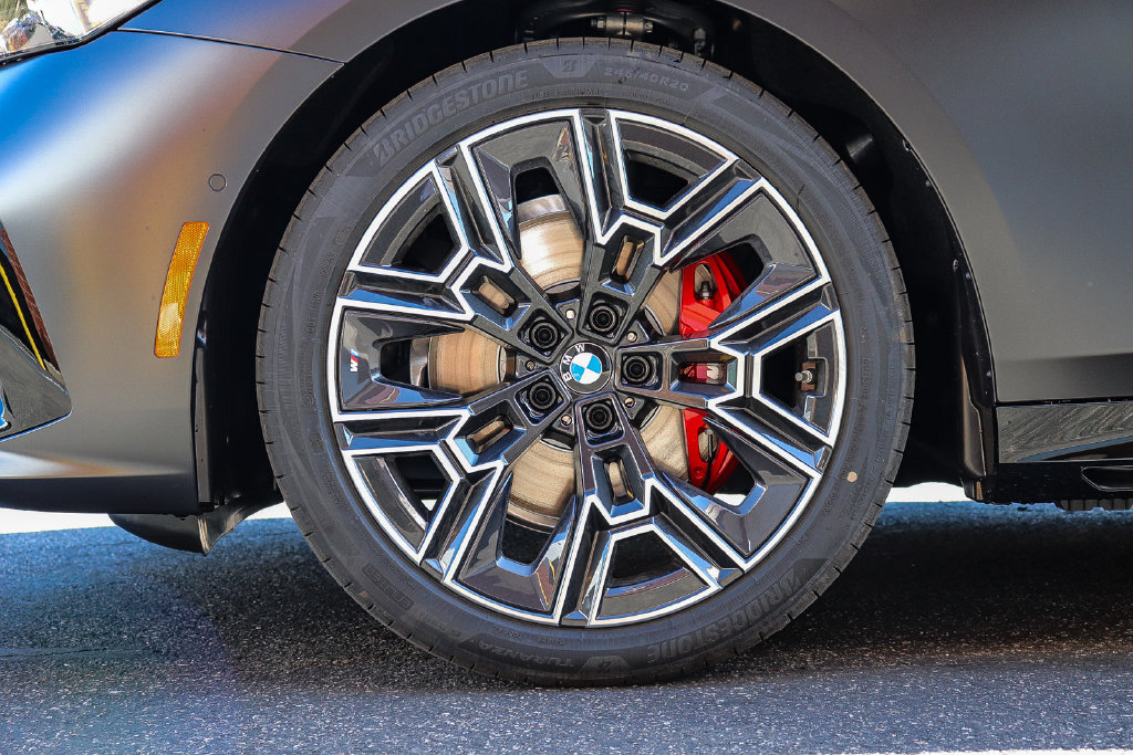 New 2027 BMW 530i w/ M Sport Package RWD image 9