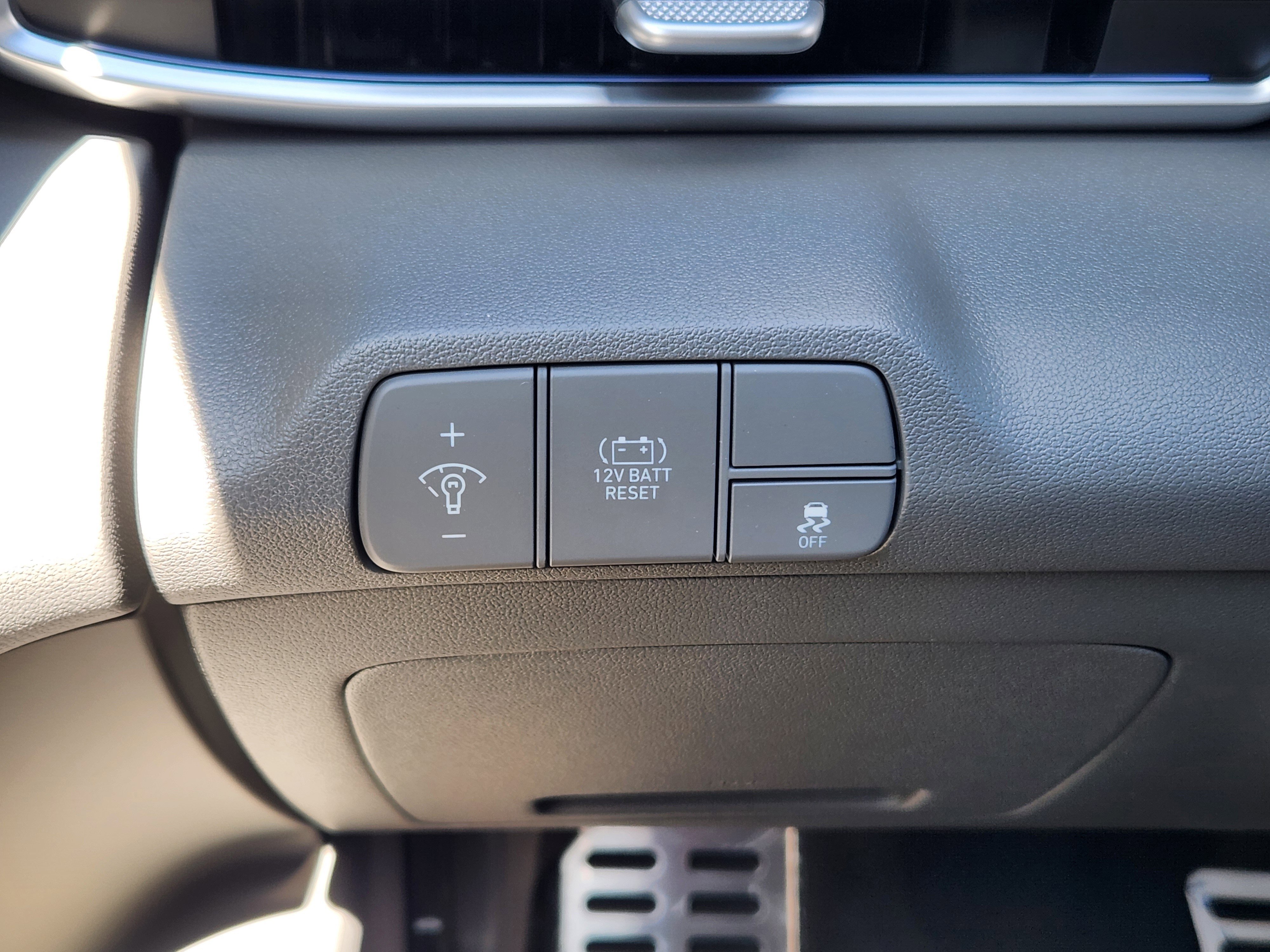 New 2026 Hyundai Elantra SEL FWD image 29