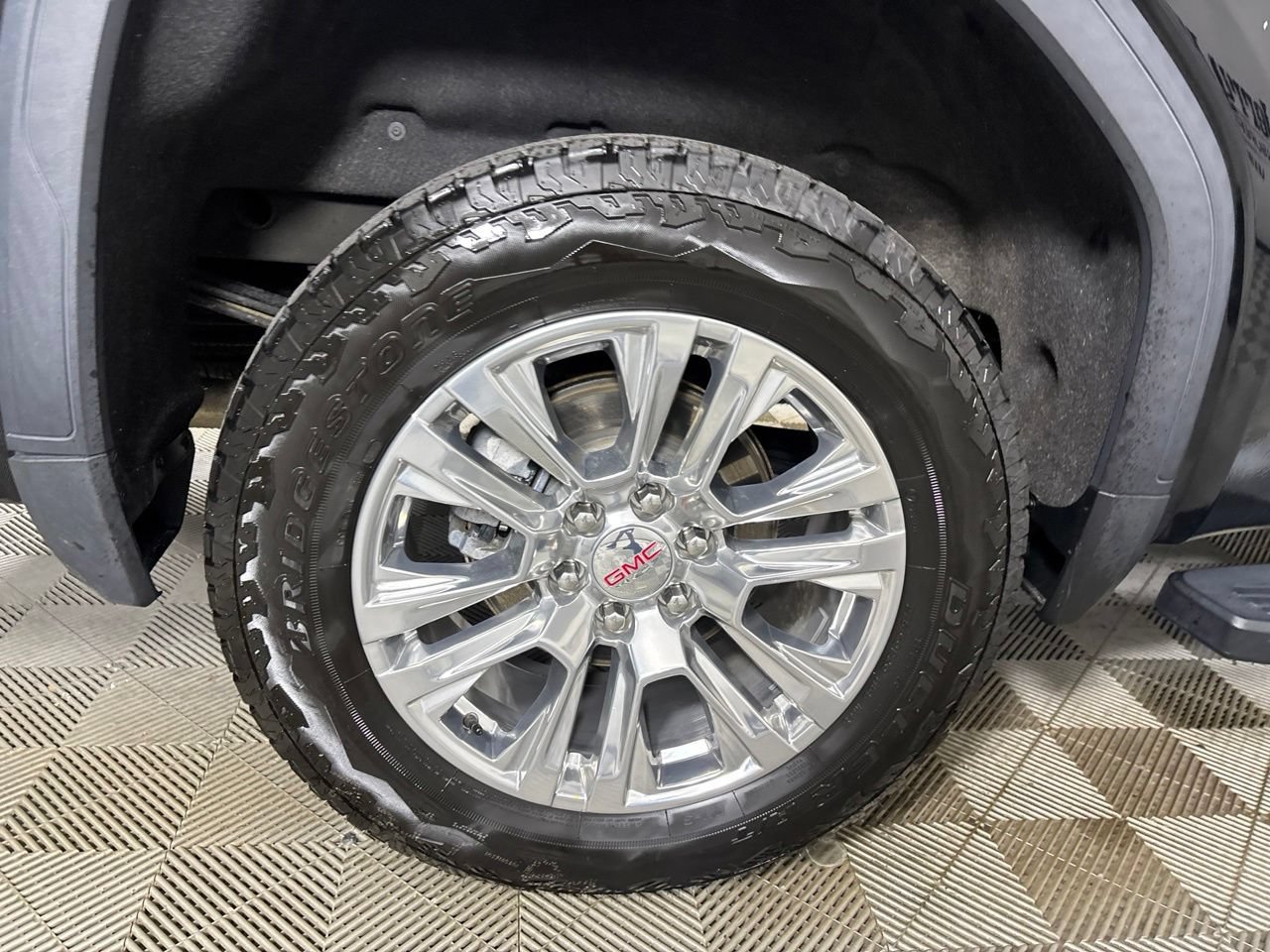 Used 2022 GMC Sierra 1500 Denali w/ Technology Package AWD/4WD image 33