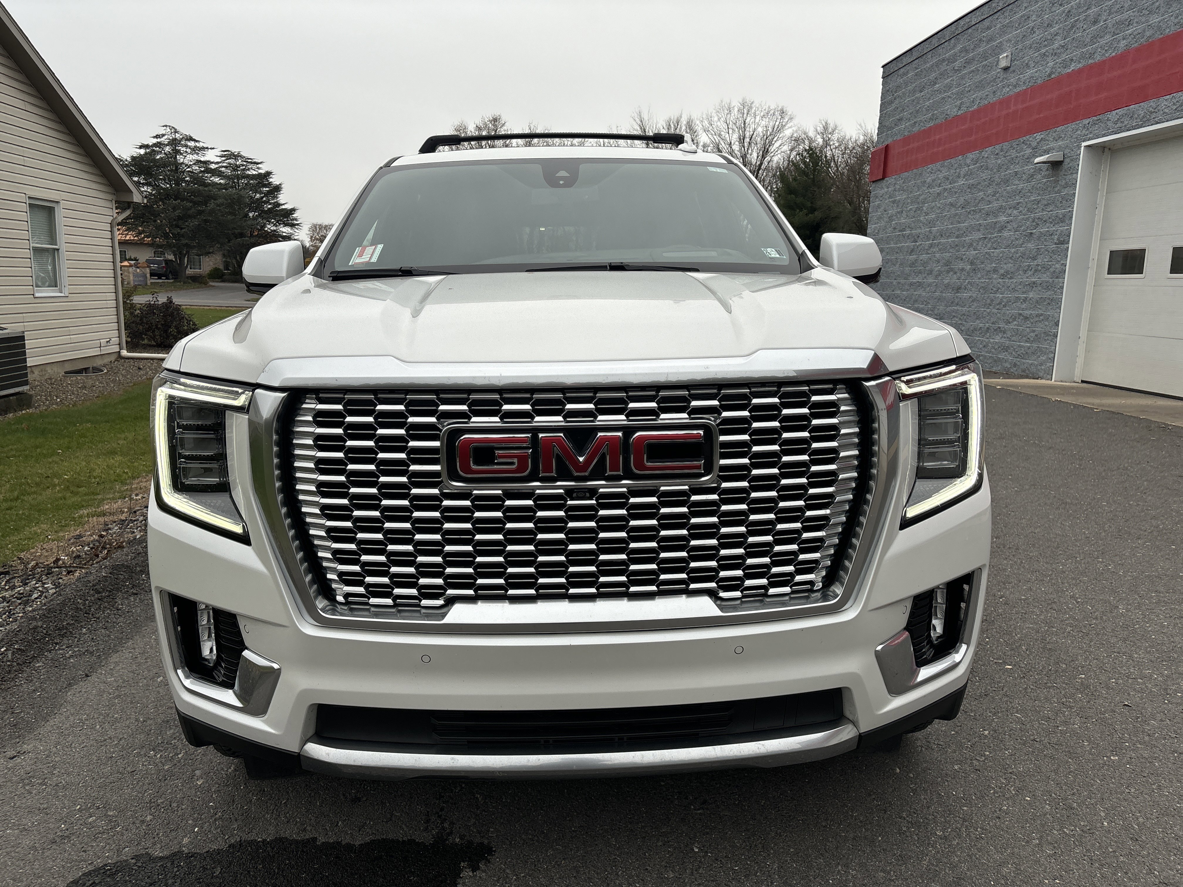 Used 2022 GMC Yukon Denali w/ Max Trailering Package image 9
