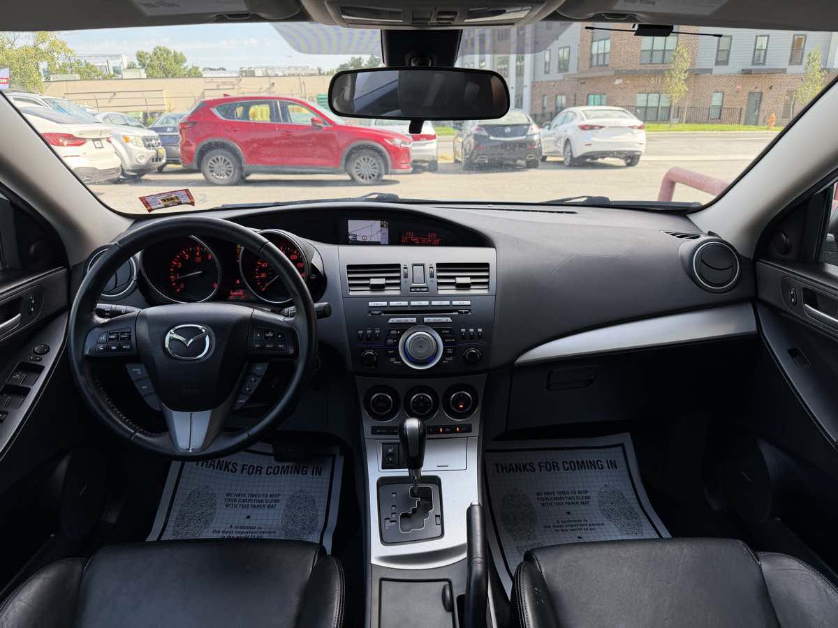 Used 2011 MAZDA MAZDA3 s Grand Touring w/ Tech Pkg FWD image 13