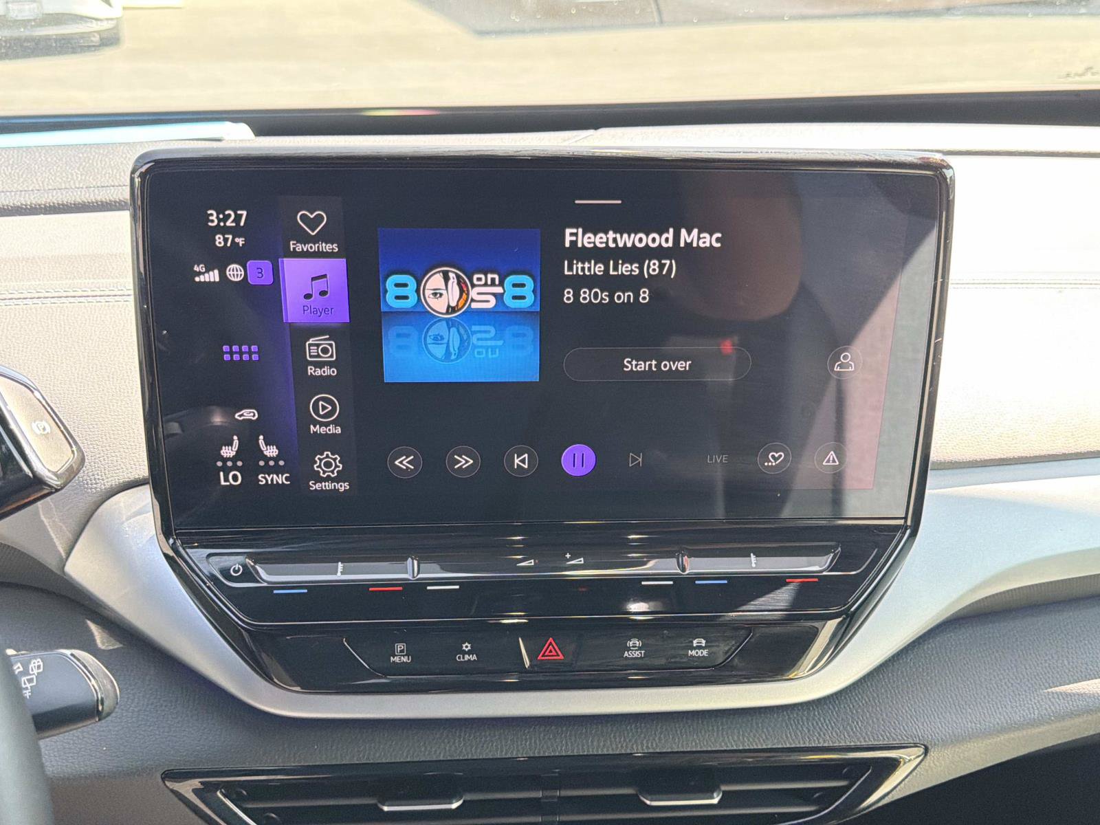 Certified 2023 Volkswagen ID.4 Pro AWD/4WD image 28