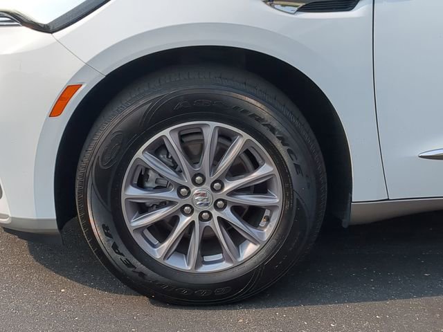 Used 2024 Buick Enclave Premium image 13