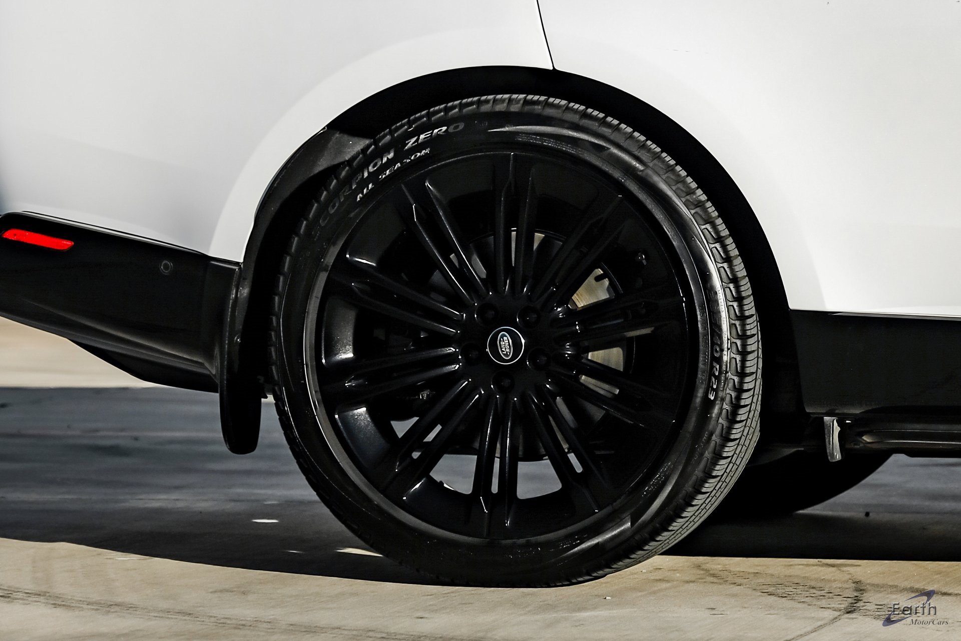 Used 2023 Land Rover Range Rover Long Wheelbase Autobiography image 92