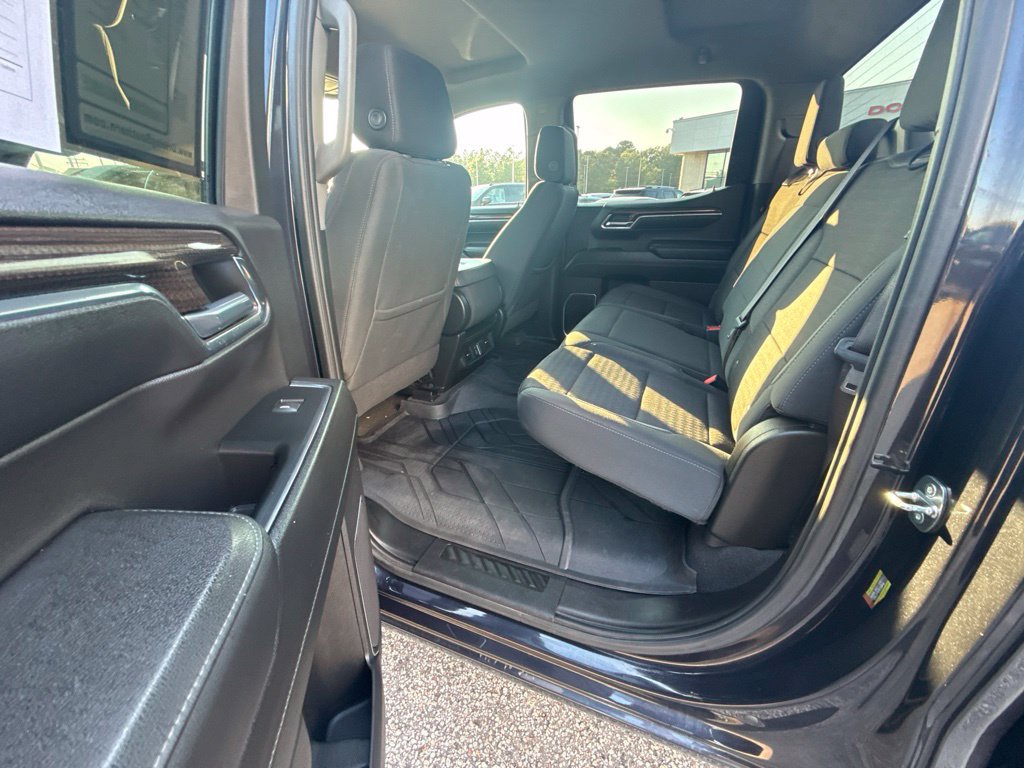 Used 2023 Chevrolet Silverado 1500 LT w/ Protection Package AWD/4WD image 15