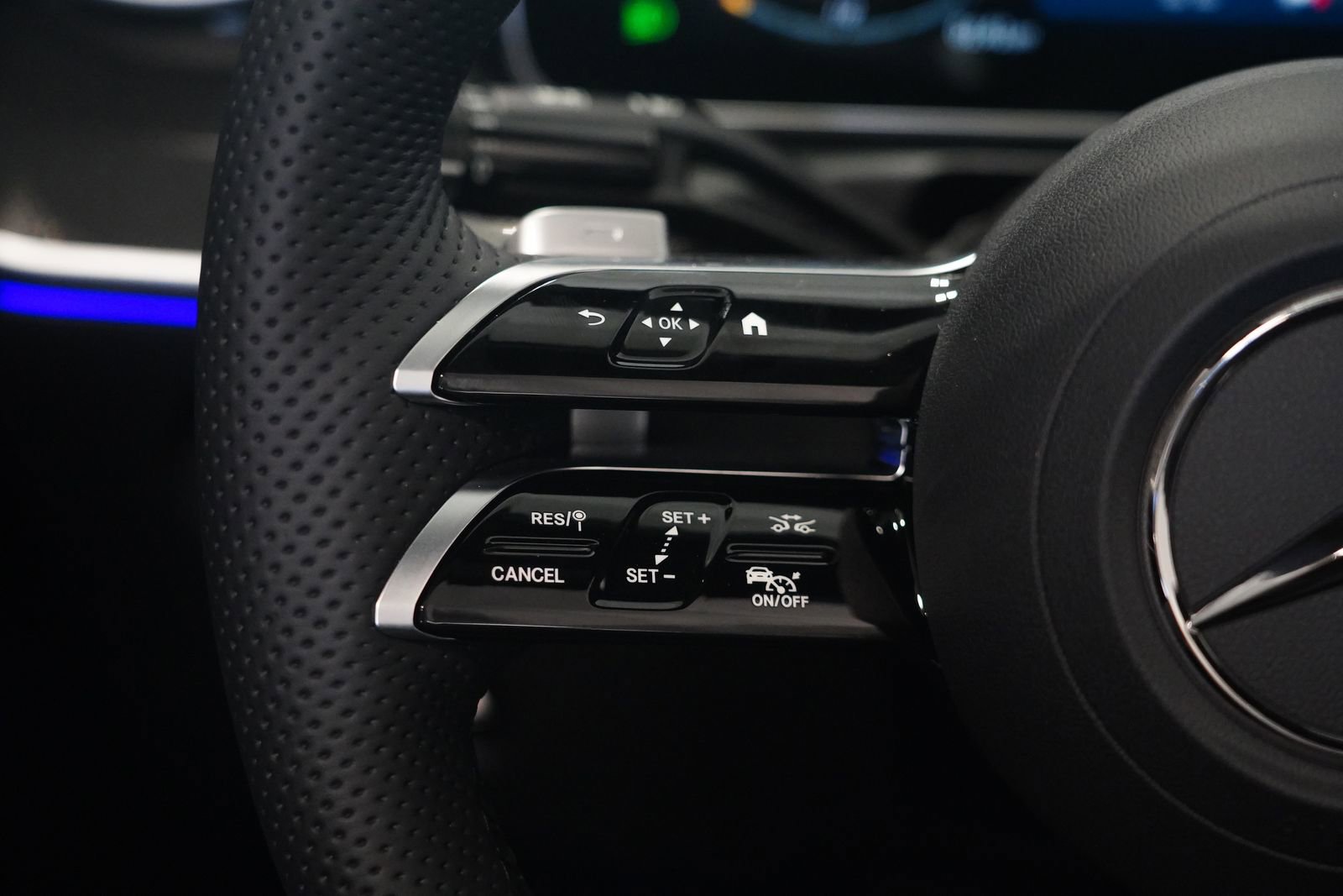 New 2026 Mercedes-Benz CLE 450 4MATIC Cabriolet image 22