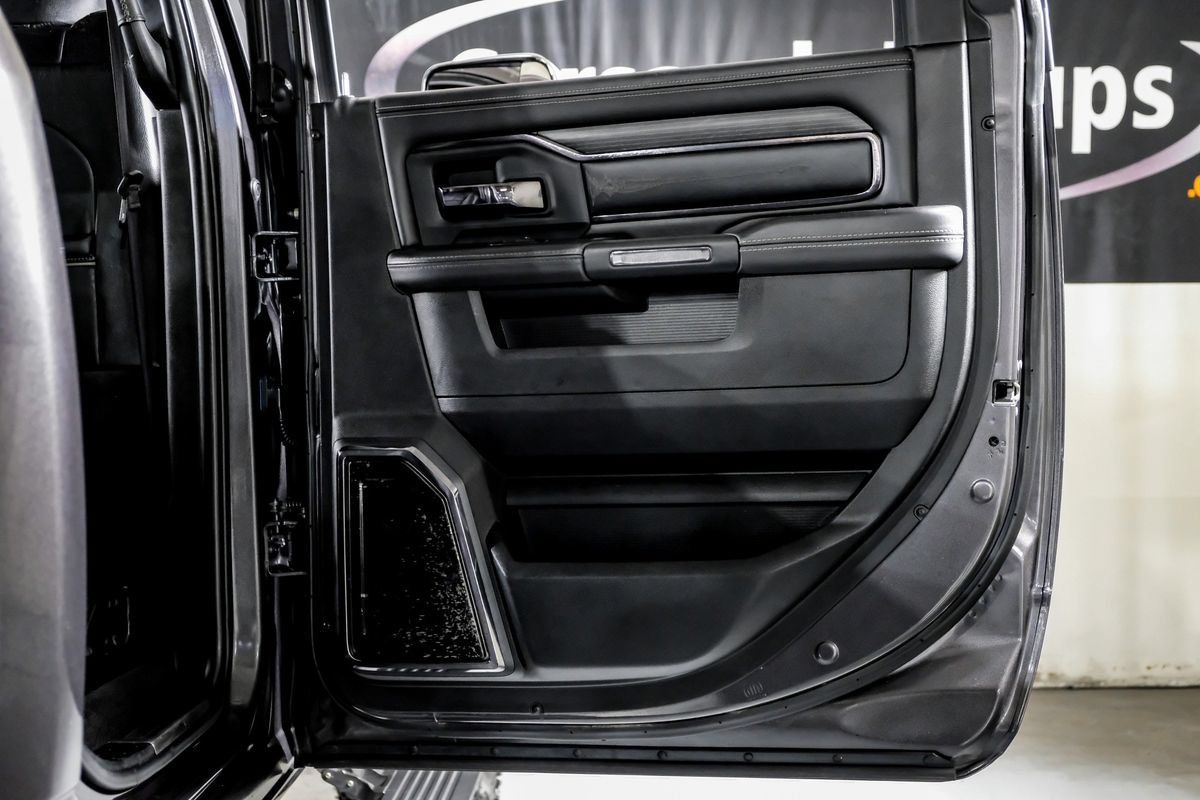 Used 2022 RAM 3500 Limited AWD/4WD image 38