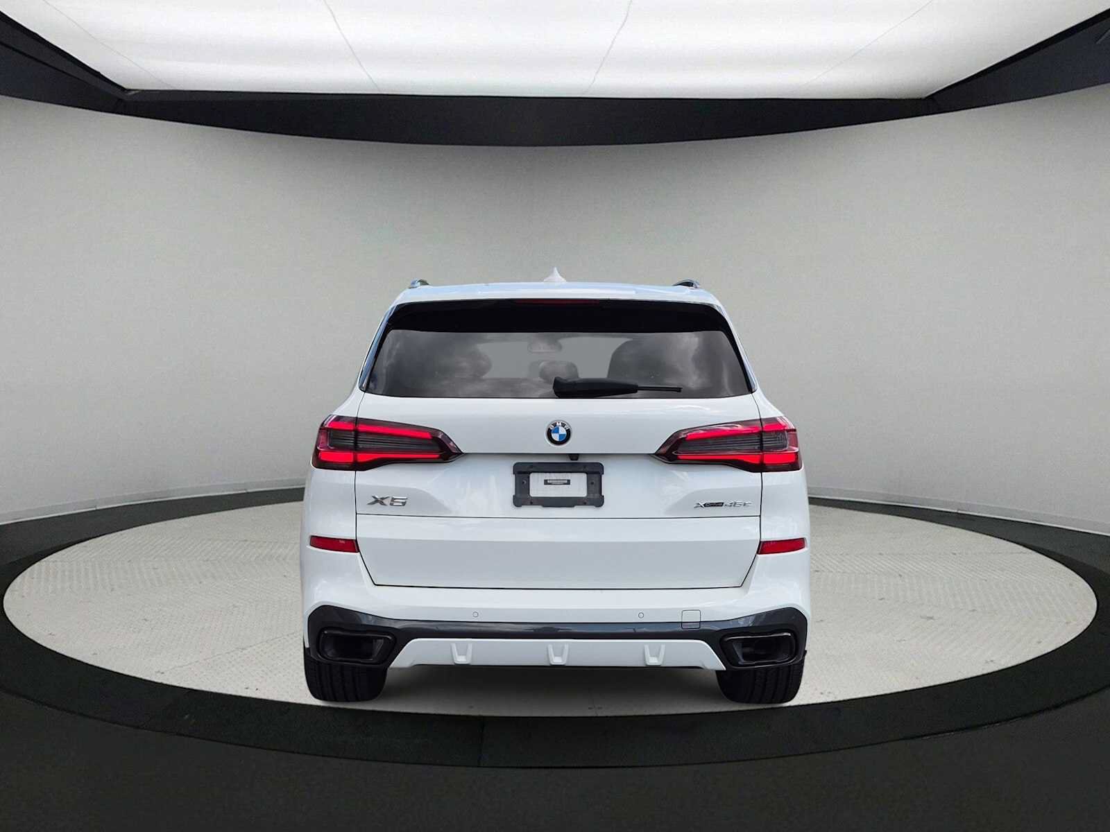 Used 2021 BMW X5 xDrive45e w/ M Sport Package AWD/4WD image 7