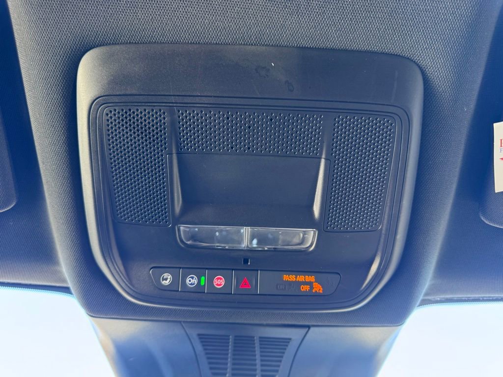 Used 2025 Chevrolet Blazer EV LT image 21