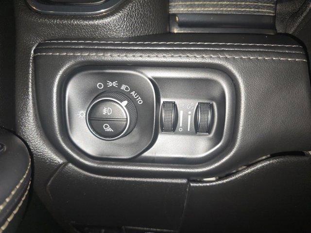 Used 2021 RAM 3500 Limited image 25