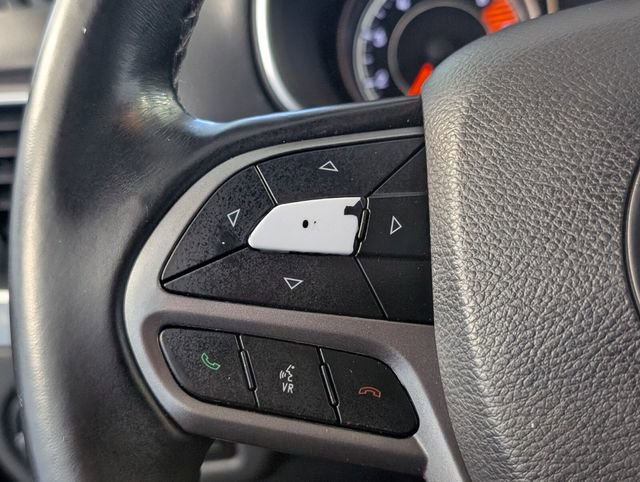 Used 2019 Jeep Cherokee Latitude Plus image 24