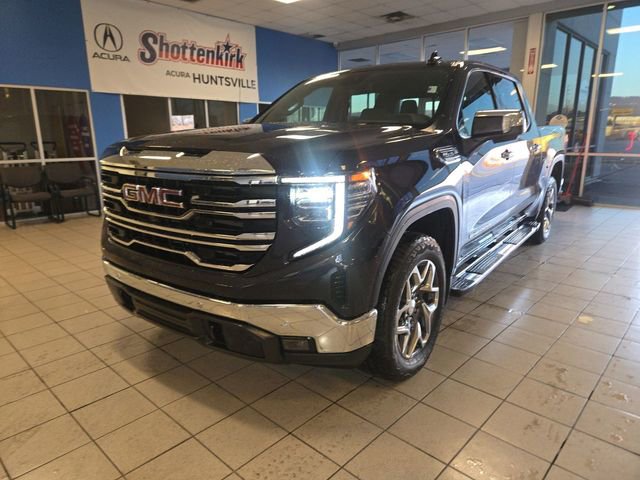 Used 2023 GMC Sierra 1500 SLT w/ SLT Premium Plus Package image 4