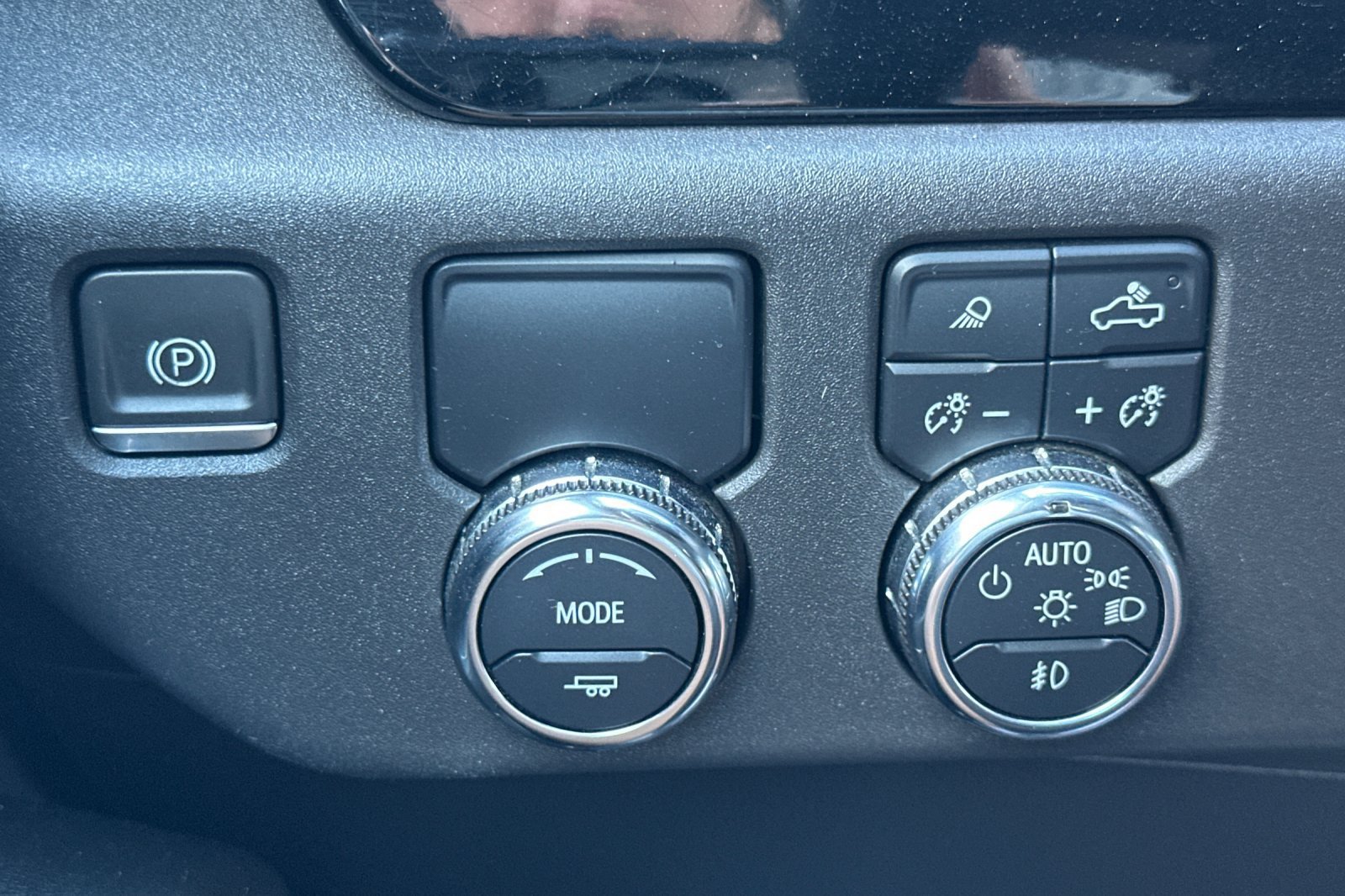 Used 2024 GMC Sierra 1500 SLT RWD image 39