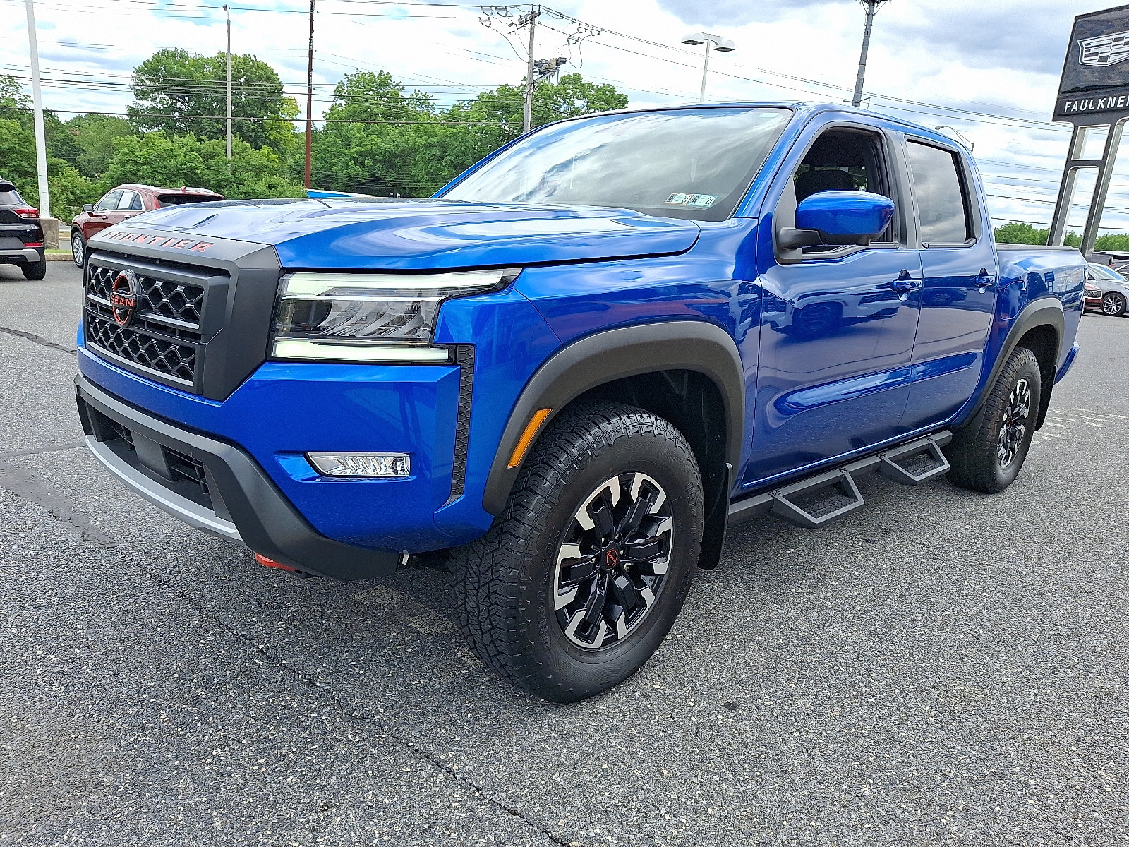 Used 2024 Nissan Frontier PRO-4X w/ Pro Convenience Package AWD/4WD image 3