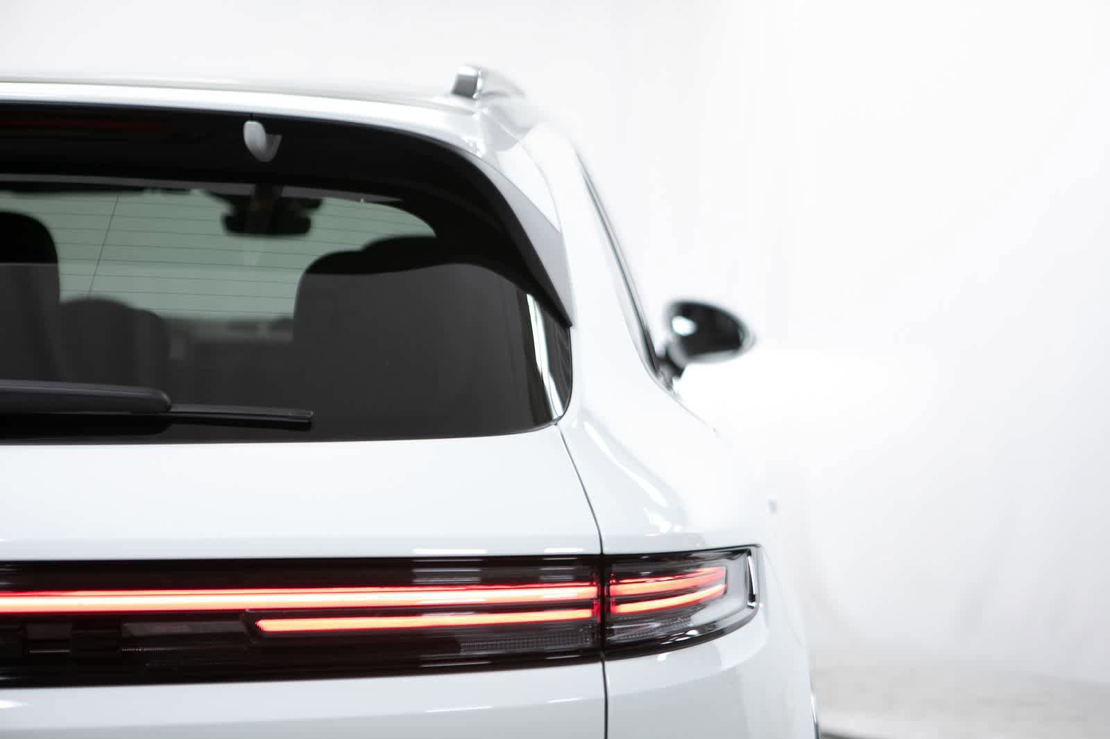 New 2026 Porsche Cayenne GTS AWD/4WD image 21