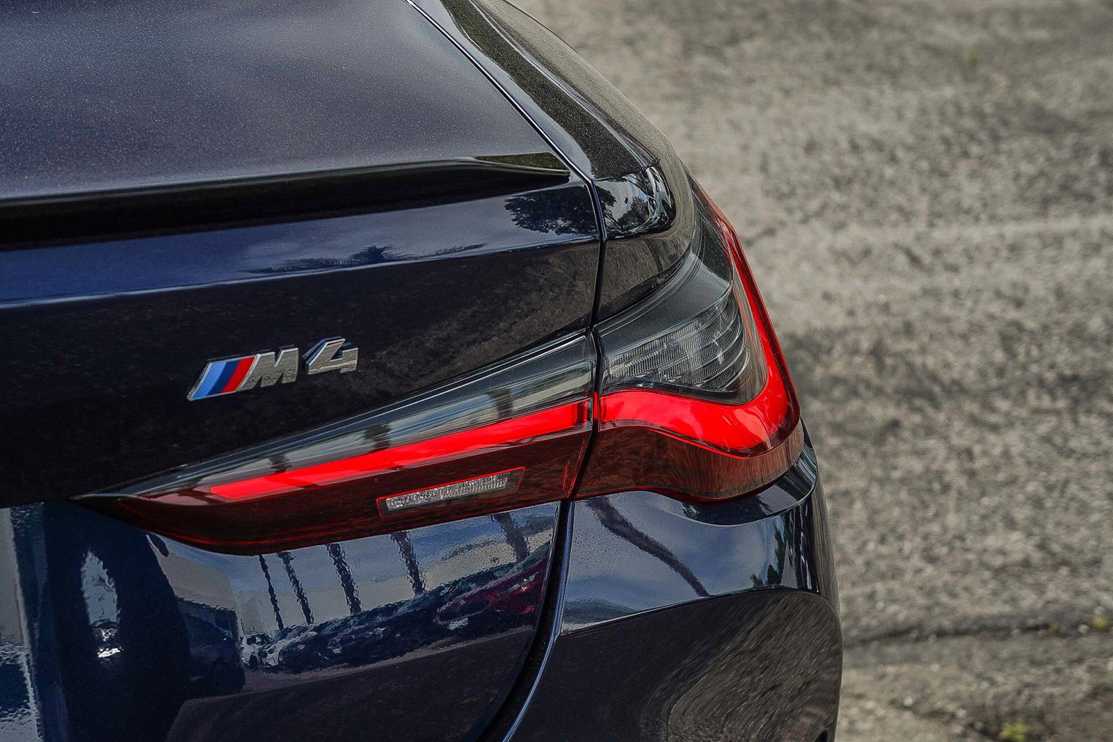 Used 2021 BMW M4 Coupe w/ Executive Package image 7