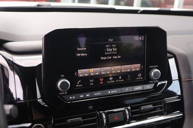Used 2024 Nissan Pathfinder Rock Creek AWD/4WD image 16