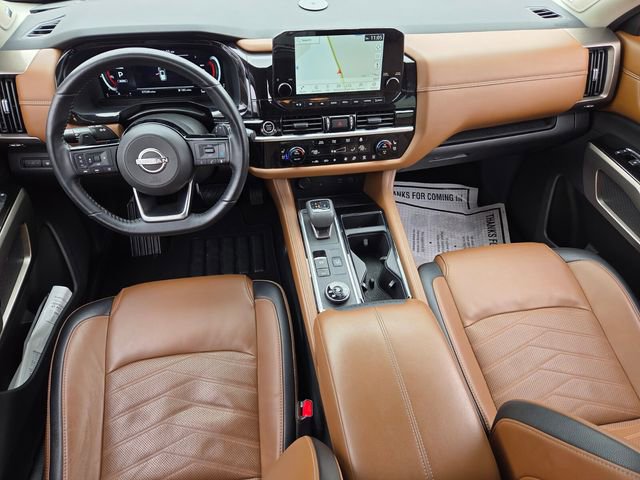 Used 2024 Nissan Pathfinder Platinum AWD/4WD image 9