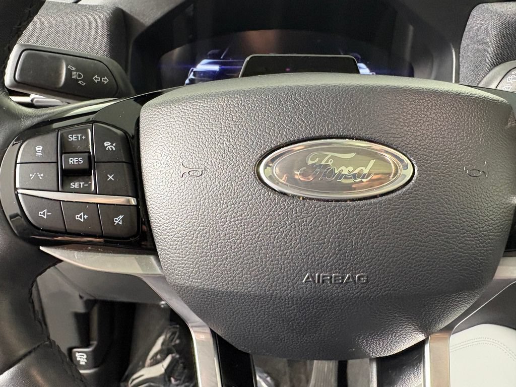Certified 2025 Ford Explorer Platinum w/ Ultimate Package AWD/4WD image 24