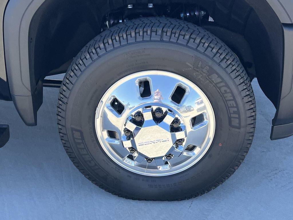 New 2026 GMC Sierra 3500 Denali Ultimate image 35