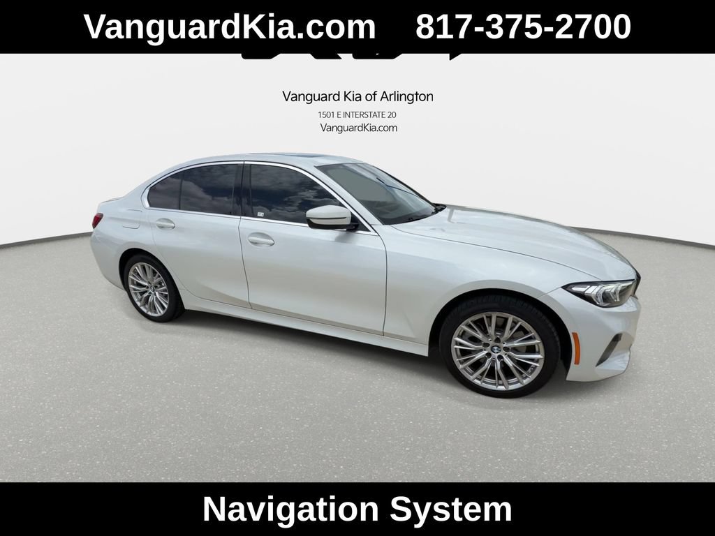 Used 2024 BMW 330i xDrive Sedan AWD/4WD image 2