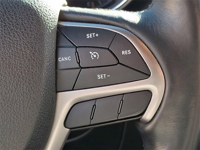 Used 2018 Jeep Grand Cherokee Limited w/ Trailer Tow Group IV image 23