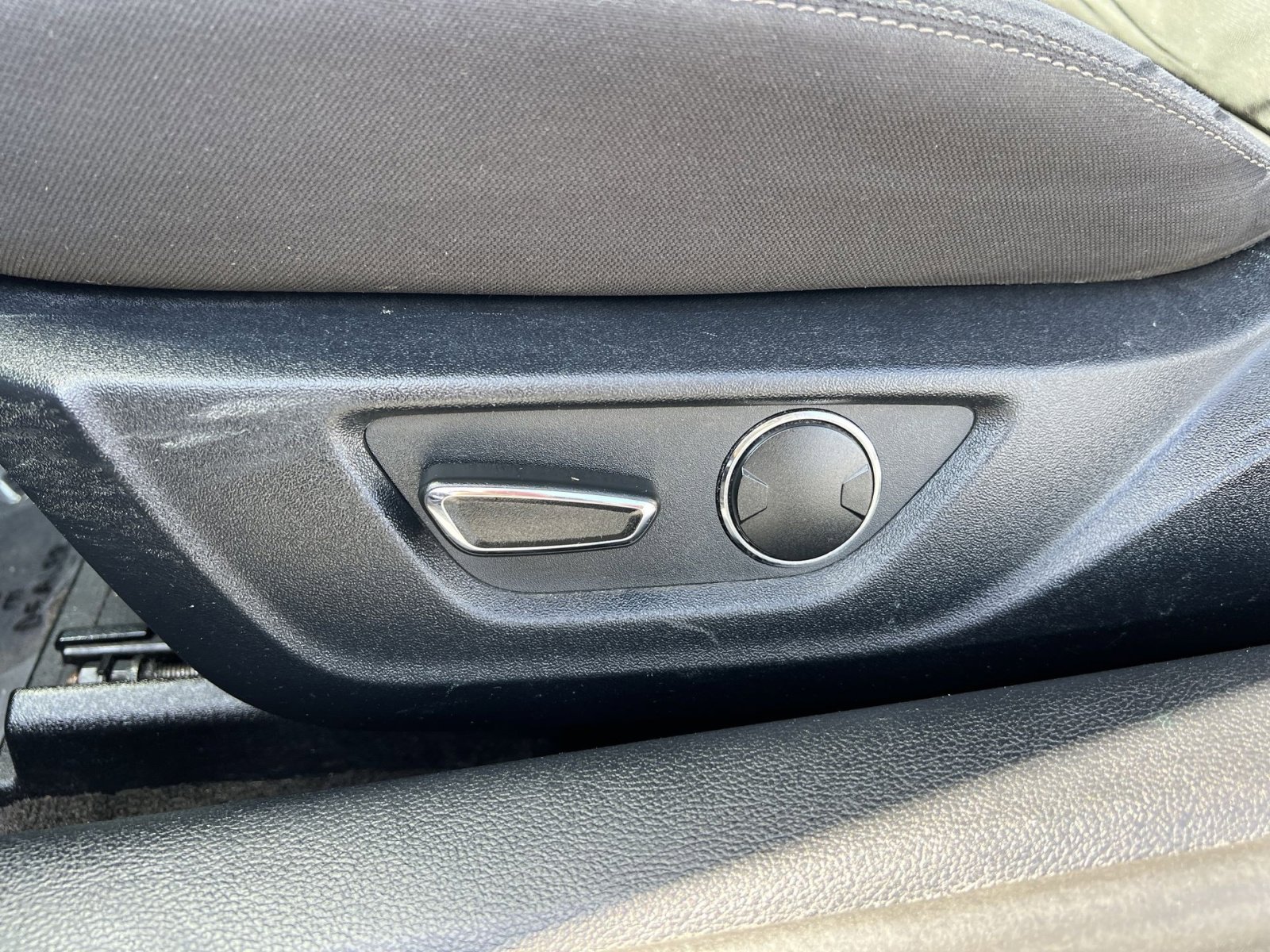 Used 2016 Ford Mustang GT w/ Interior & Wheel Package image 14