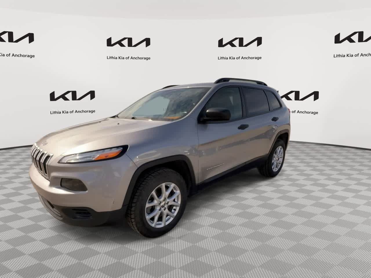 Used 2016 Jeep Cherokee Sport w/ Cold Weather Group AWD/4WD image 5