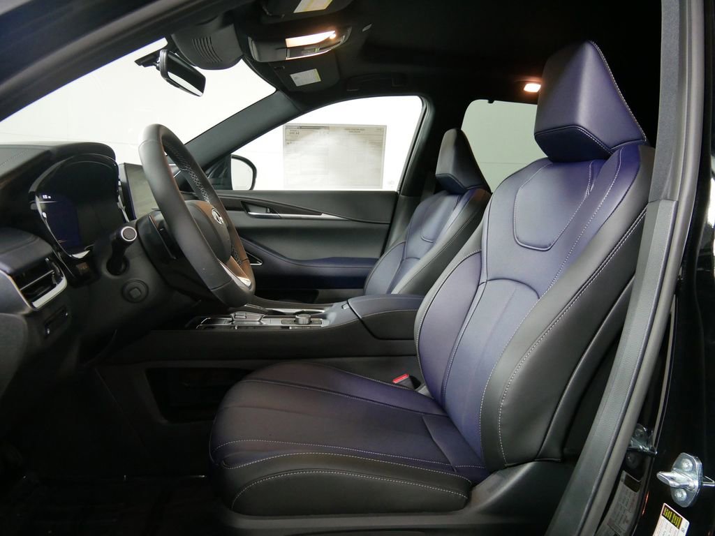 New 2026 INFINITI QX60 Sport w/ Dark Cargo Package image 10
