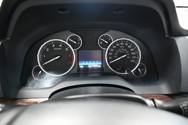 Used 2014 Toyota Tundra Limited w/ Limited Premium Package image 30