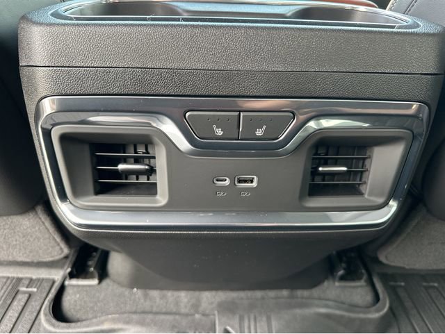 New 2026 GMC Sierra 2500 Denali Ultimate AWD/4WD image 8