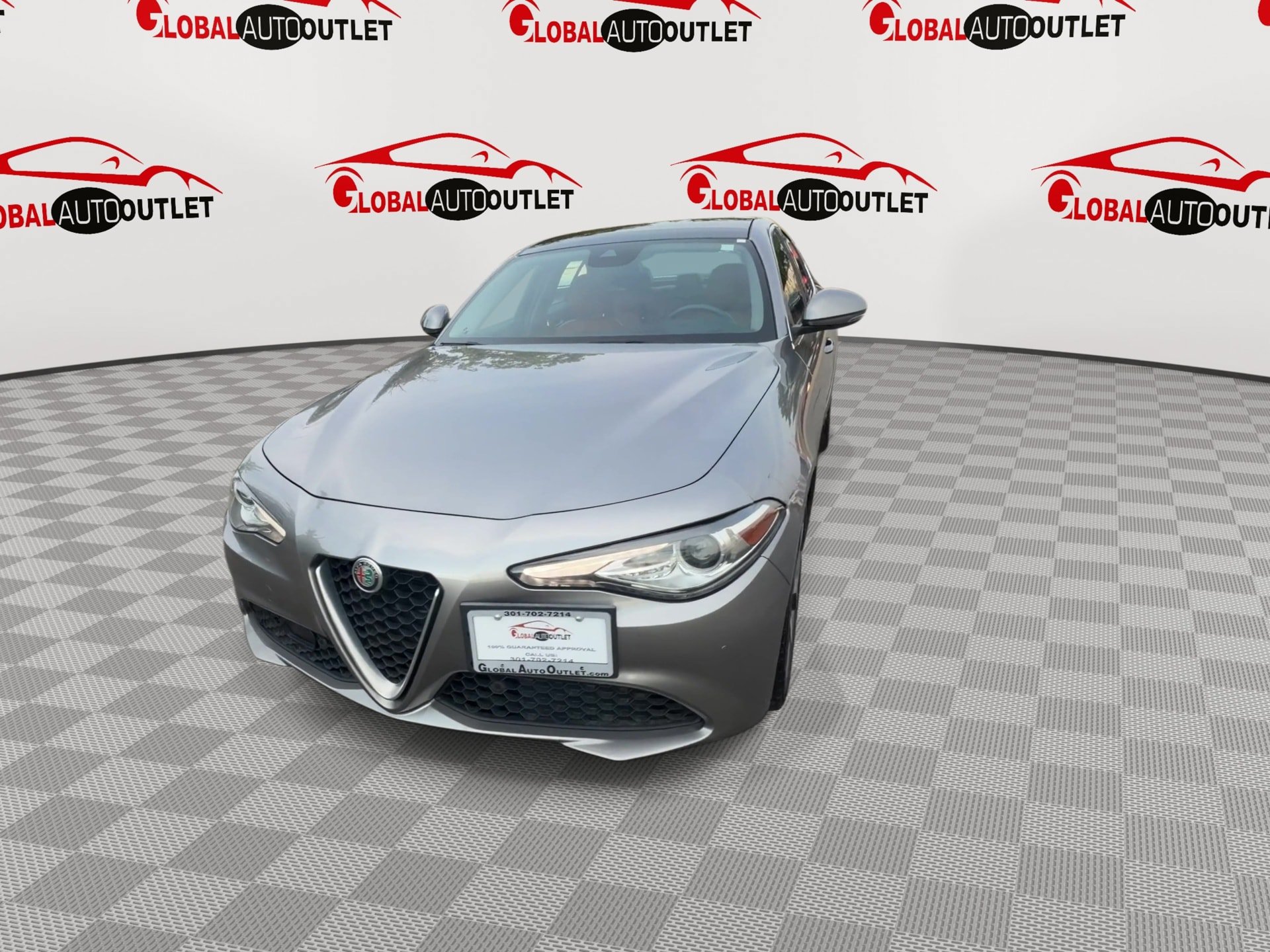 Used 2019 Alfa Romeo Giulia Ti w/ Cold Weather Package AWD/4WD image 3
