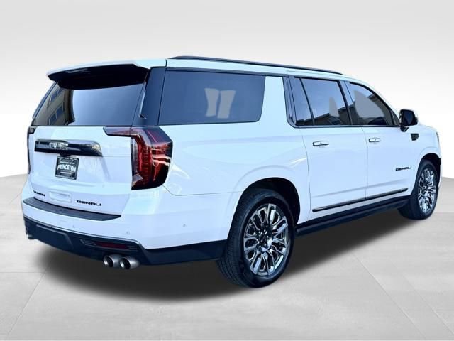 Used 2024 GMC Yukon XL Denali Ultimate image 7
