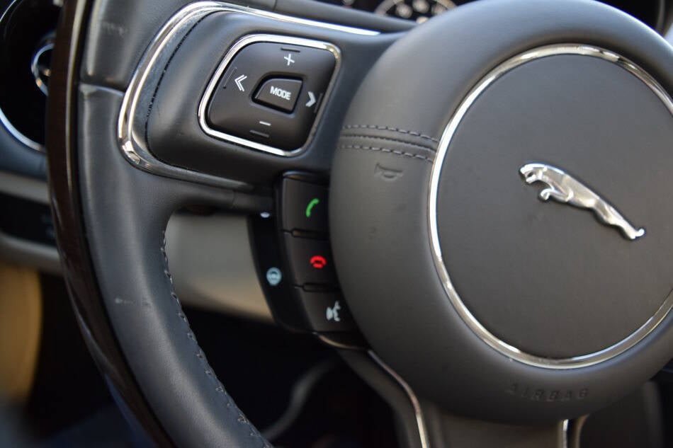 Used 2019 Jaguar XJ Collection image 69