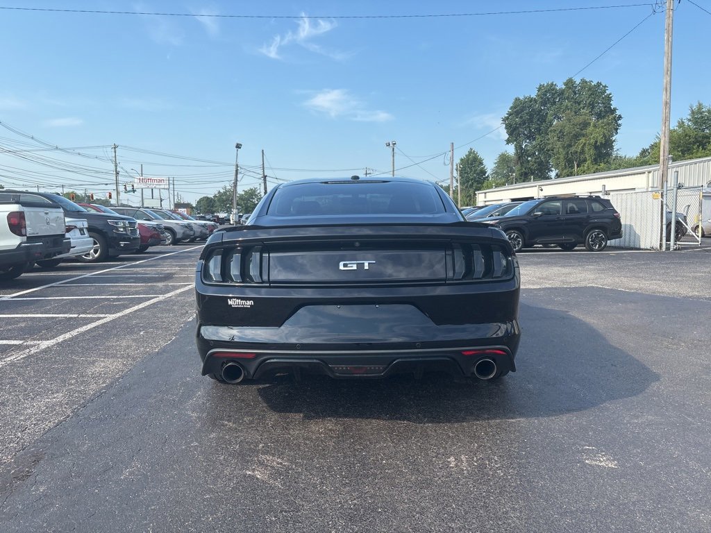 Used 2016 Ford Mustang GT Premium image 4