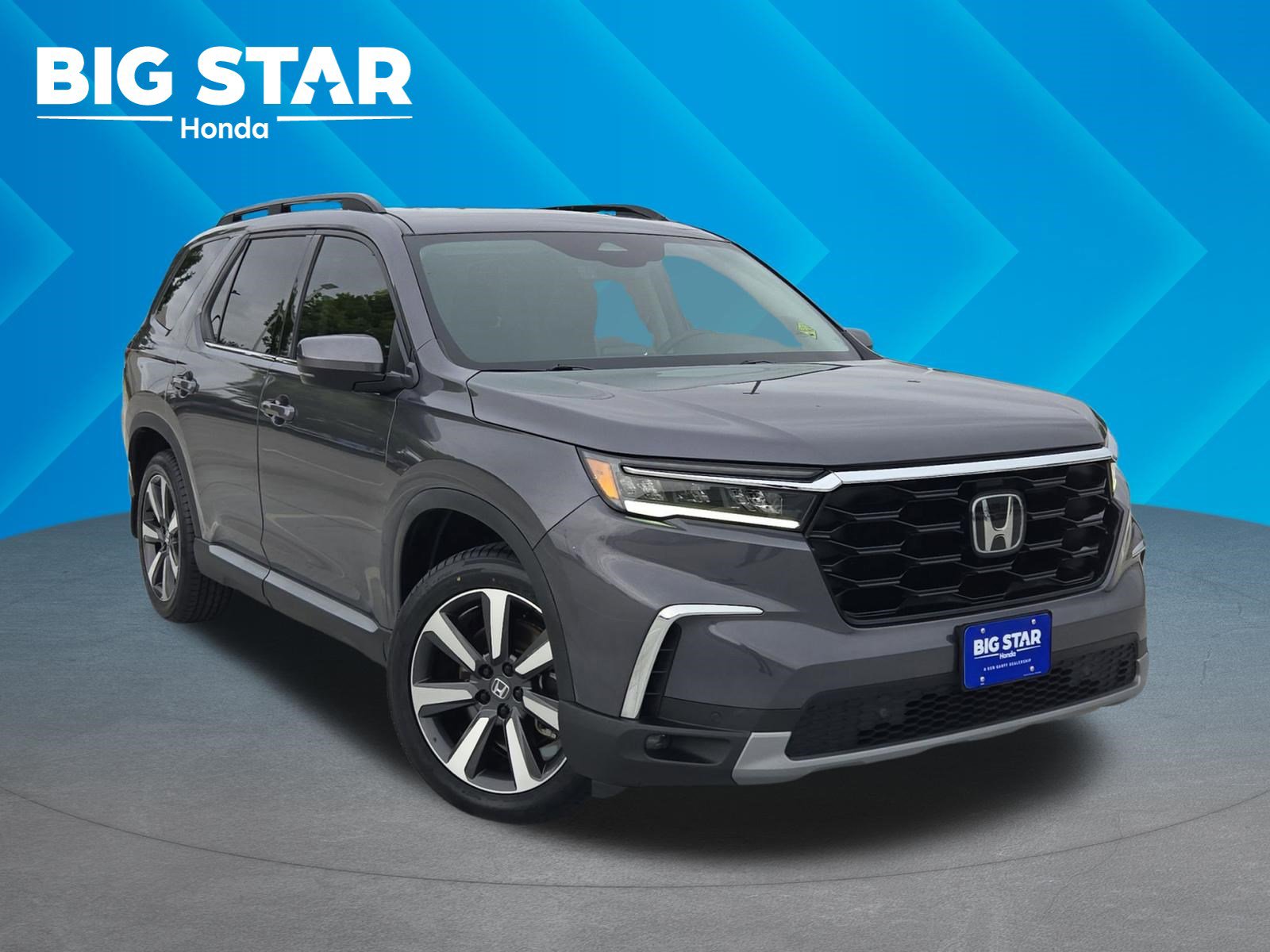 Certified 2023 Honda Pilot Touring image 1