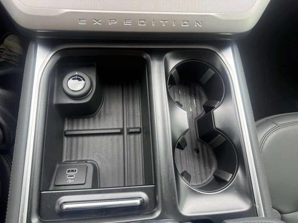 New 2026 Ford Expedition Max Active AWD/4WD image 21