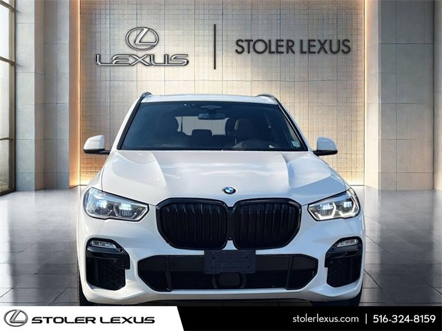 Used 2021 BMW X5 xDrive40i w/ M Sport Package image 2