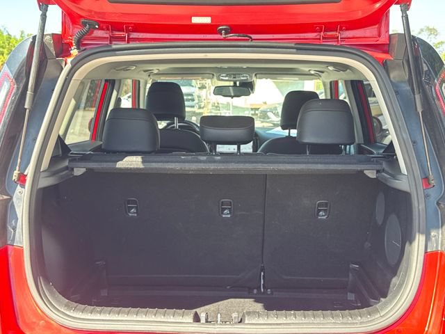 Used 2023 Kia Soul GT-Line w/ GT-Line Technology Package FWD image 12