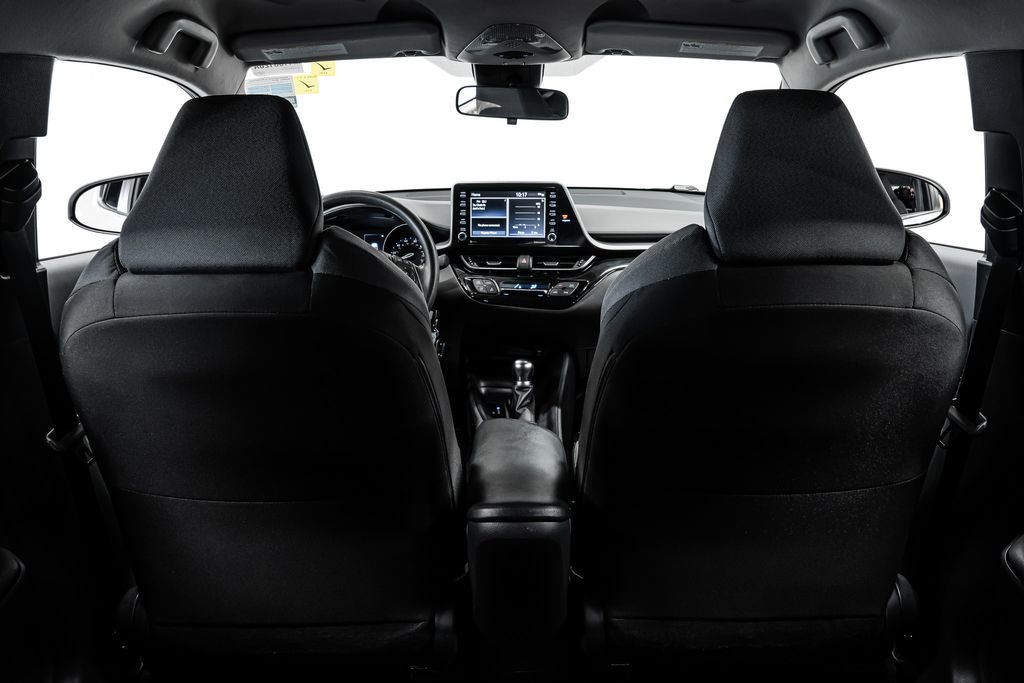 Used 2021 Toyota C-HR LE FWD image 19