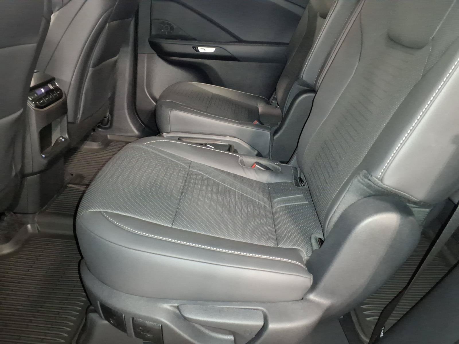 New 2026 Lexus TX 500h AWD image 11