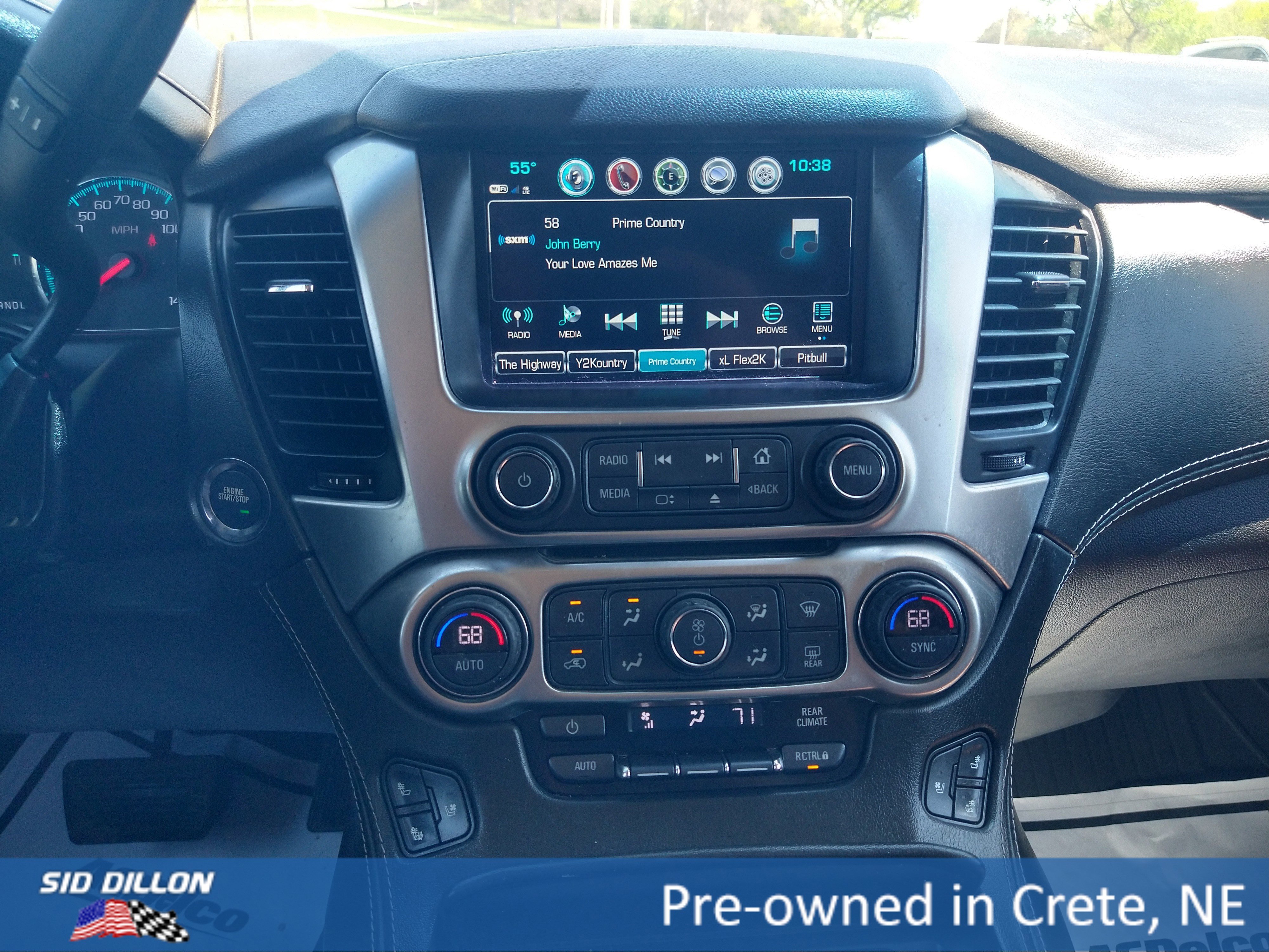 Used 2020 Chevrolet Suburban Premier w/ Premier Plus Edition image 7