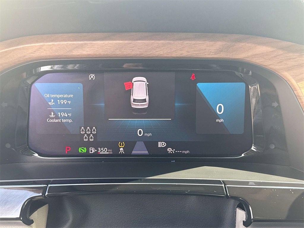Used 2025 Volkswagen Atlas SE image 16