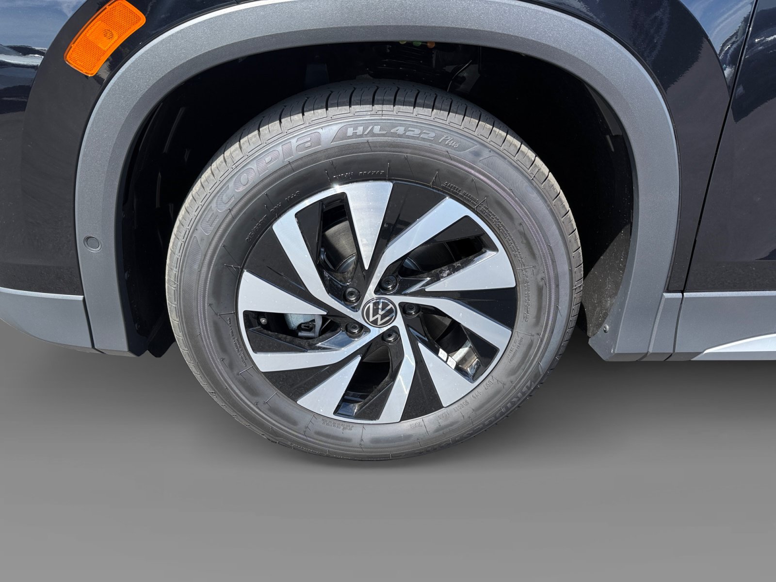 New 2026 Volkswagen Tiguan S FWD image 9