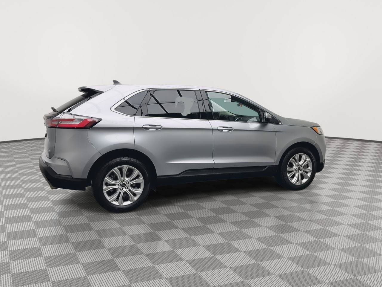 Used 2023 Ford Edge Titanium w/ Cargo Accessory Package AWD/4WD image 39