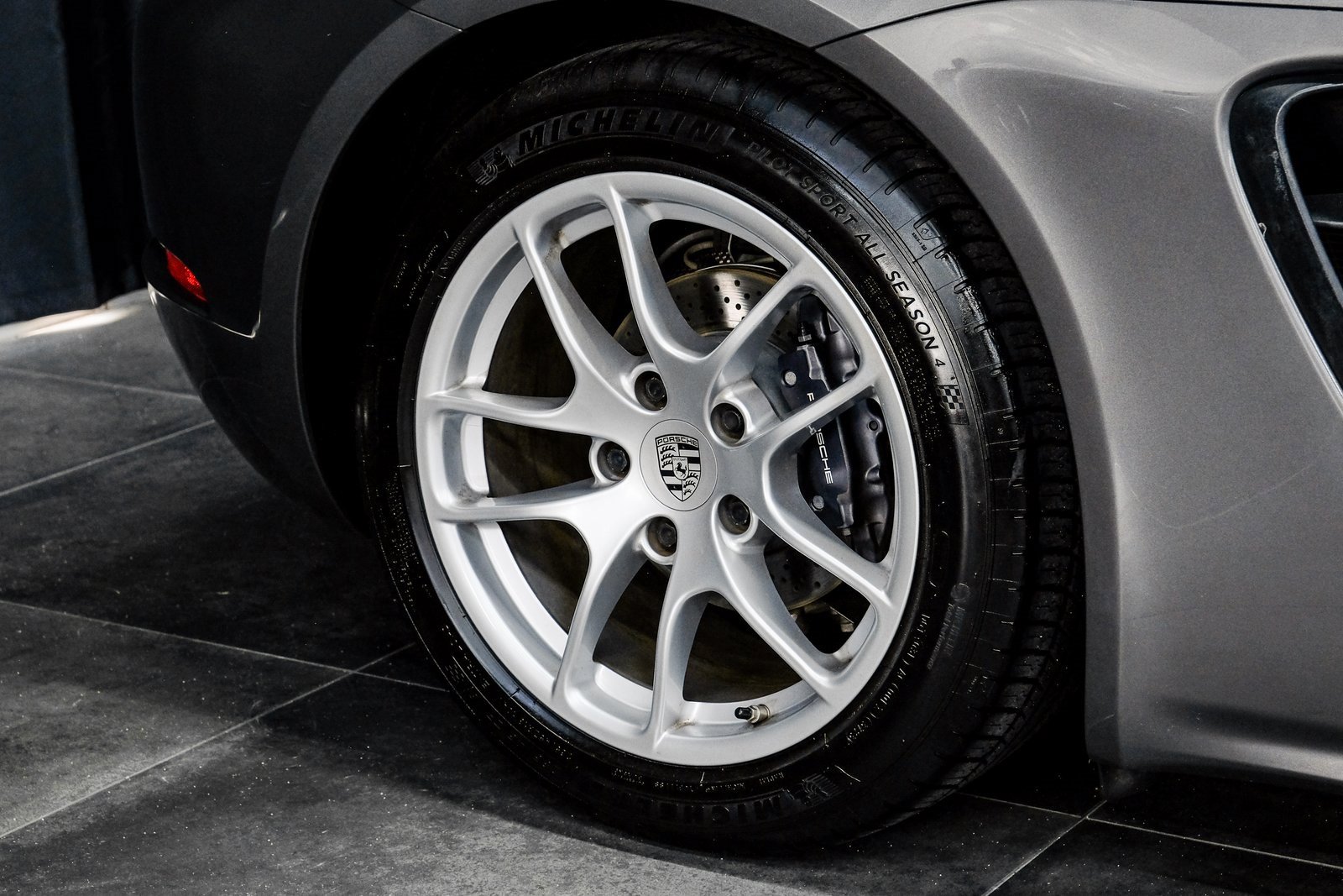 Used 2022 Porsche 718 Cayman image 56