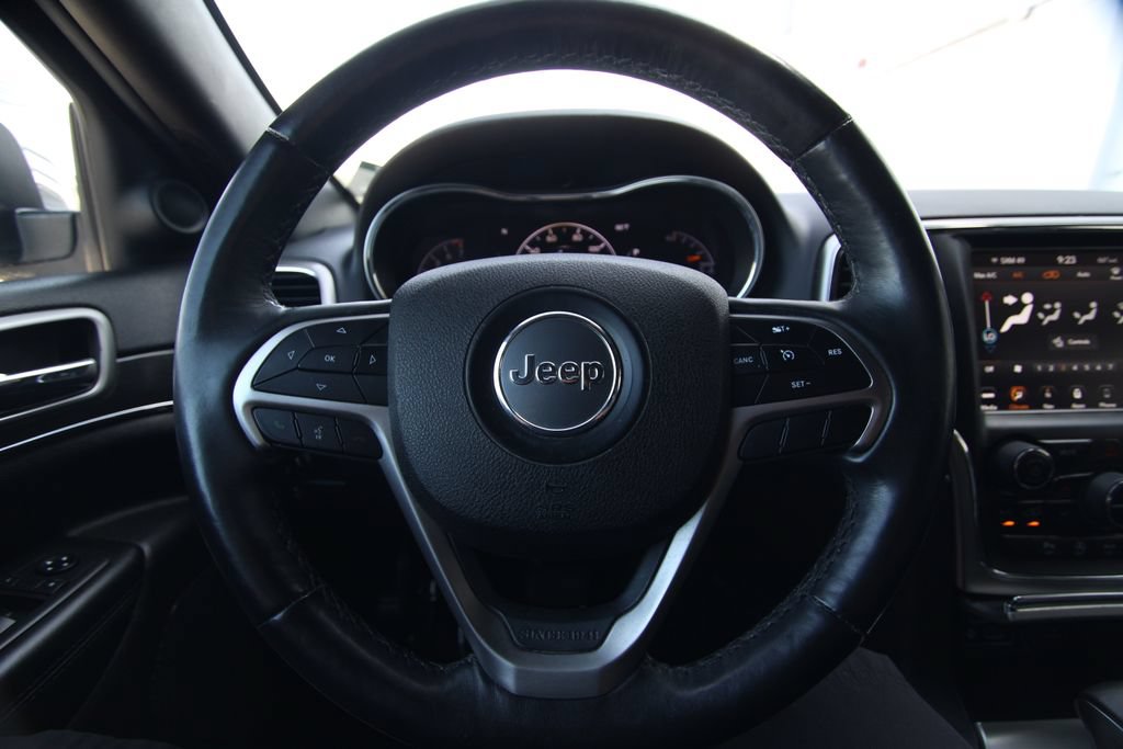 Used 2018 Jeep Grand Cherokee Limited AWD/4WD image 21