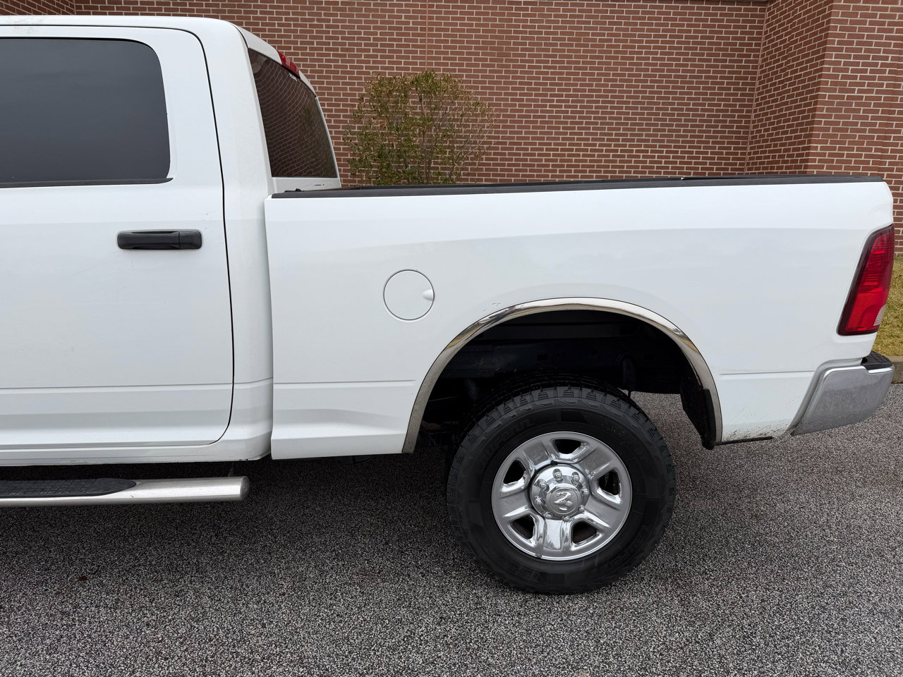Used 2014 RAM 2500 Tradesman w/ Chrome Appearance Group image 5