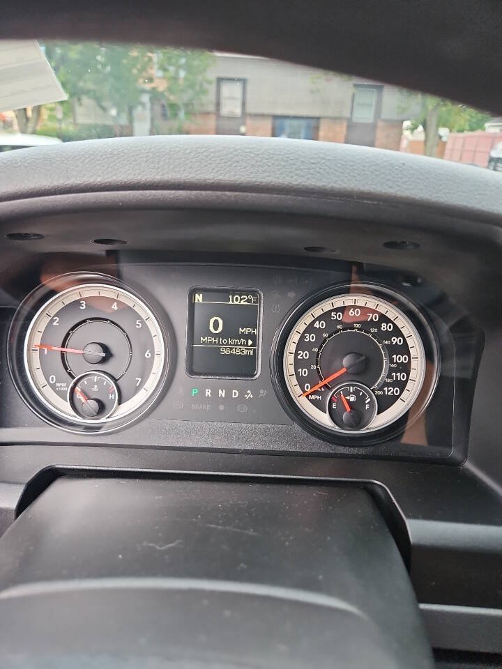 Used 2016 RAM 1500 Express AWD/4WD image 22